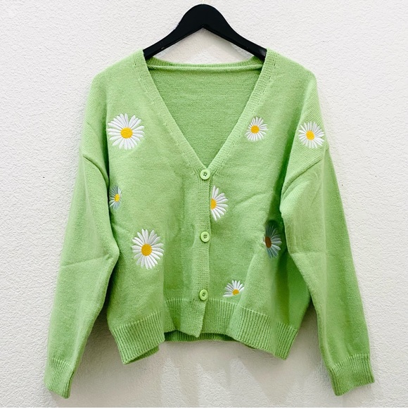Embroidered Daisy Flower Green Knit Cardigan Women’s Sweater Size S/M - Picture 7 of 11